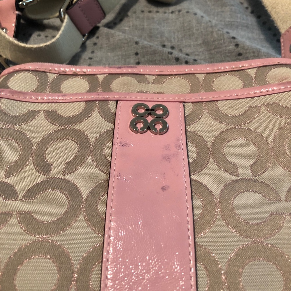 Coach CrossBody - Picture 3 of 4